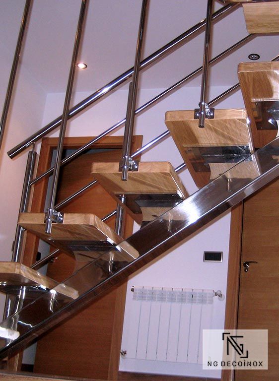 estructura escaleras carpintería metálica