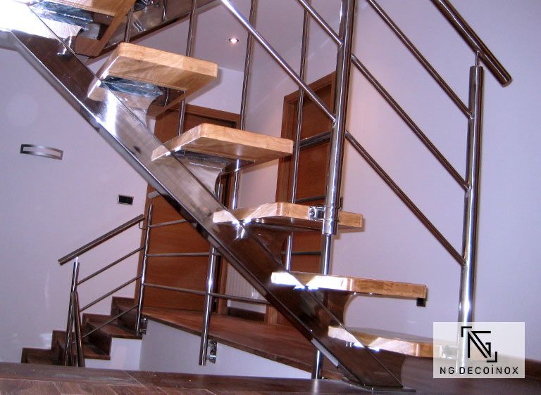 estructura escaleras carpintería metálica